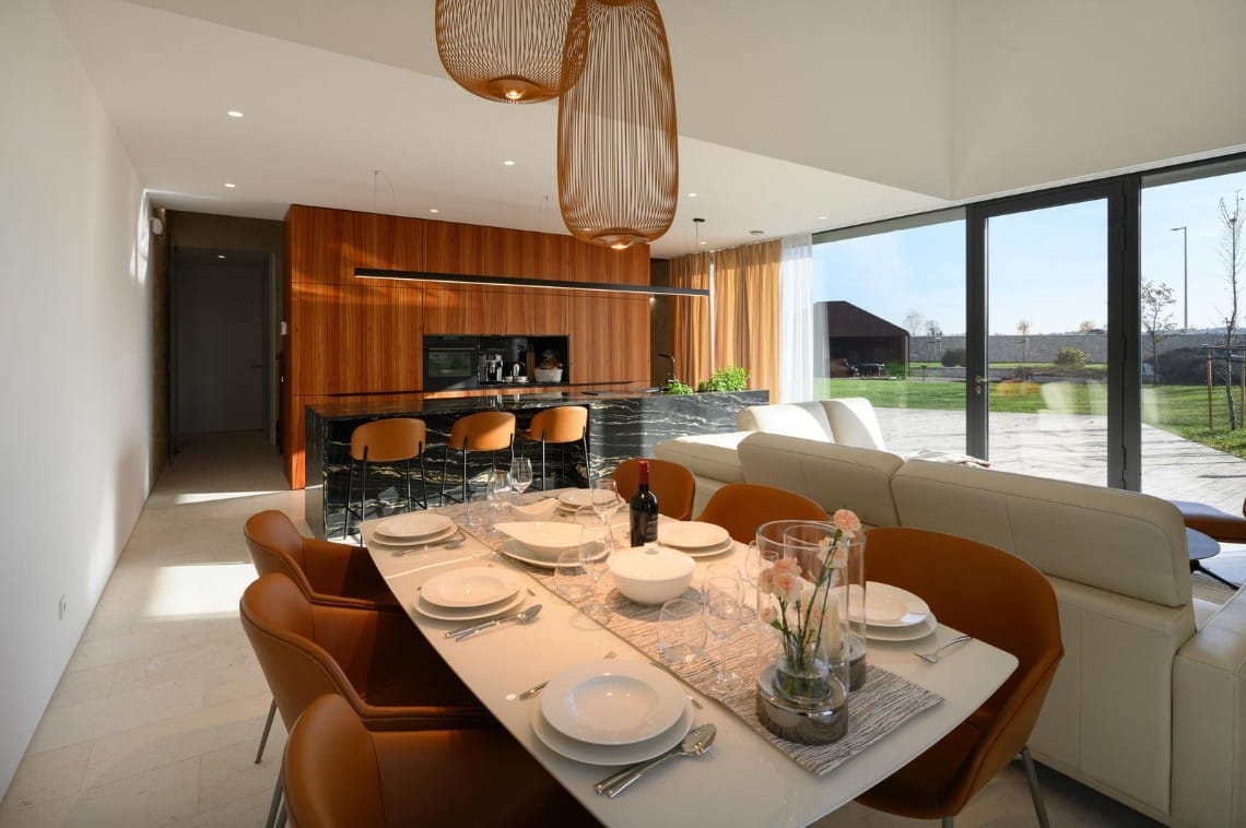 Dom 5 pokojowe na Sprzedaż