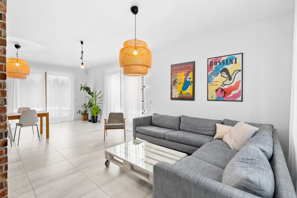 Dom 6 pokojowe na Sprzedaż