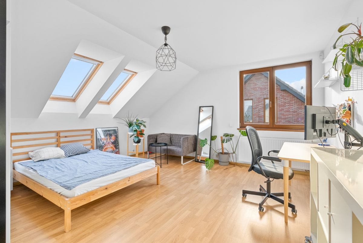 Dom 6 pokojowe na Sprzedaż