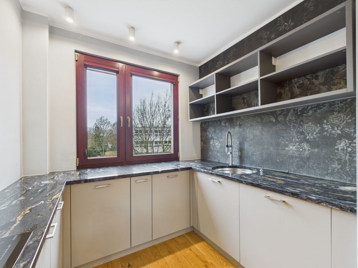 Mieszkanie 4 pokojowe na Sprzedaż