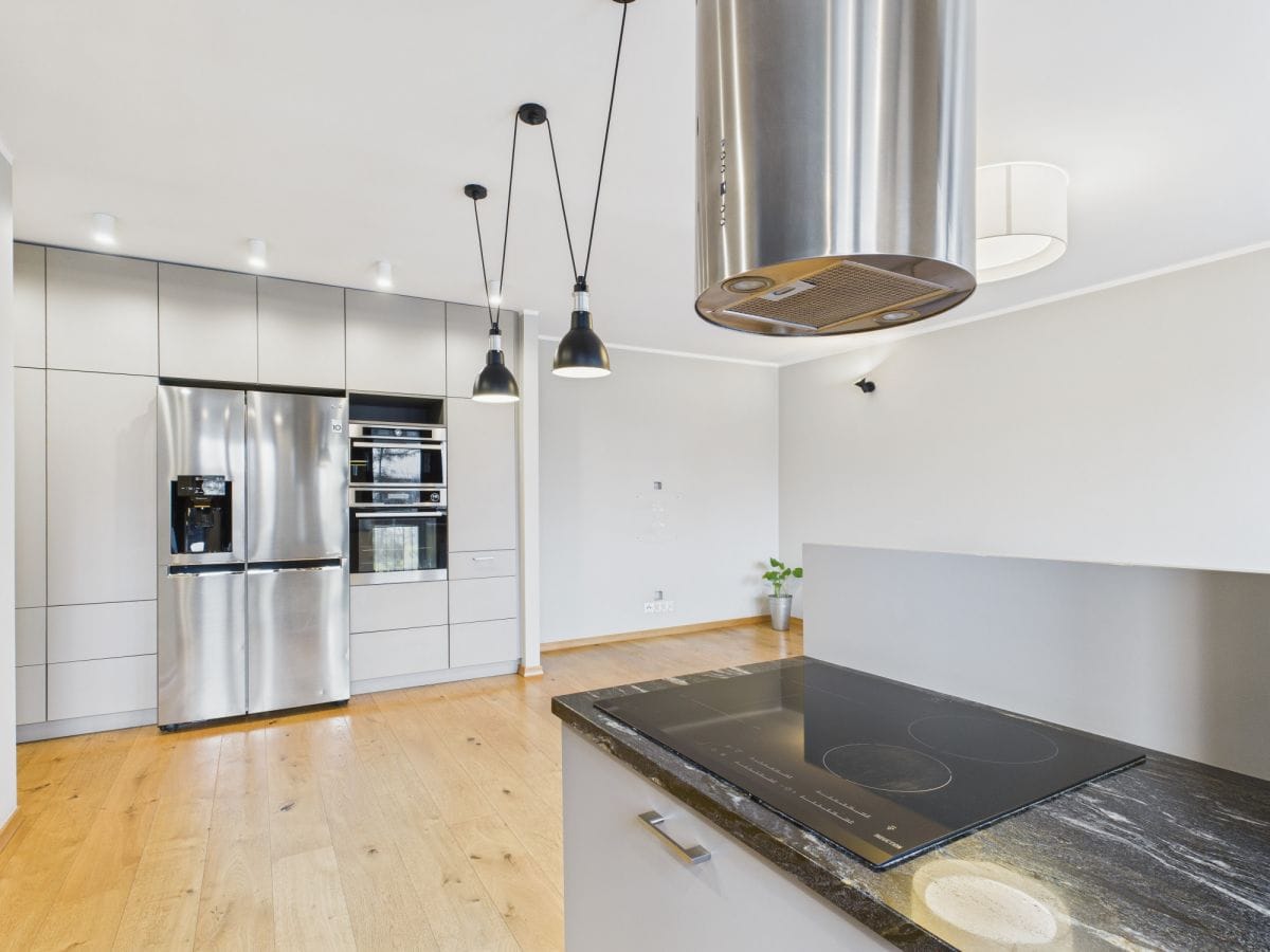 Mieszkanie 4 pokojowe na Sprzedaż