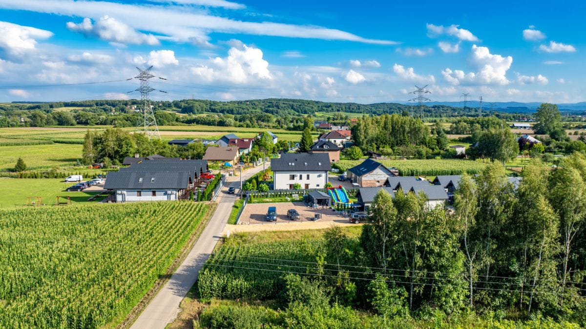 Działka  pokojowe na Sprzedaż