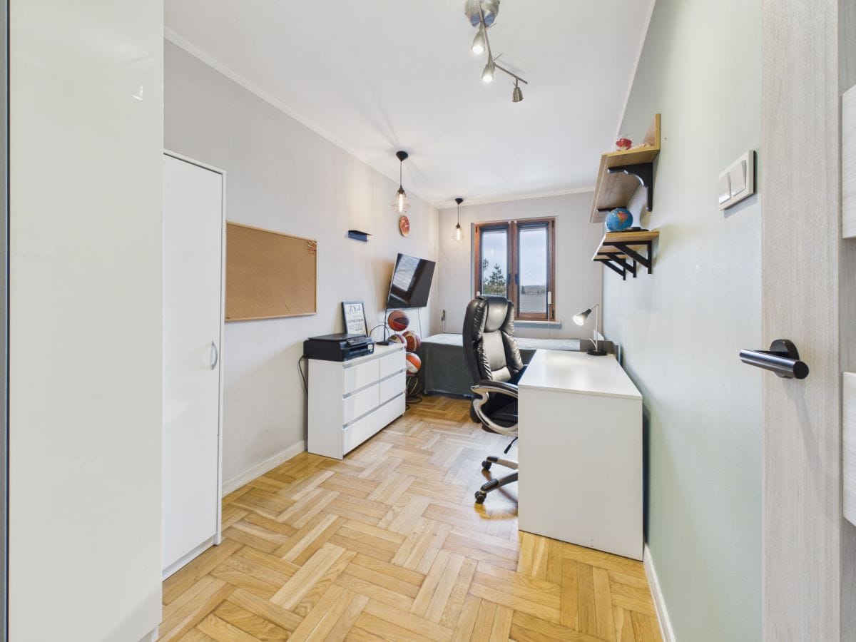 Mieszkanie 4 pokojowe na Sprzedaż