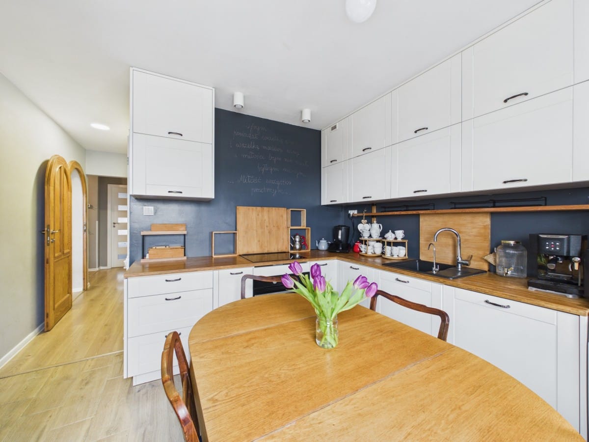 Mieszkanie 3 pokojowe na Sprzedaż