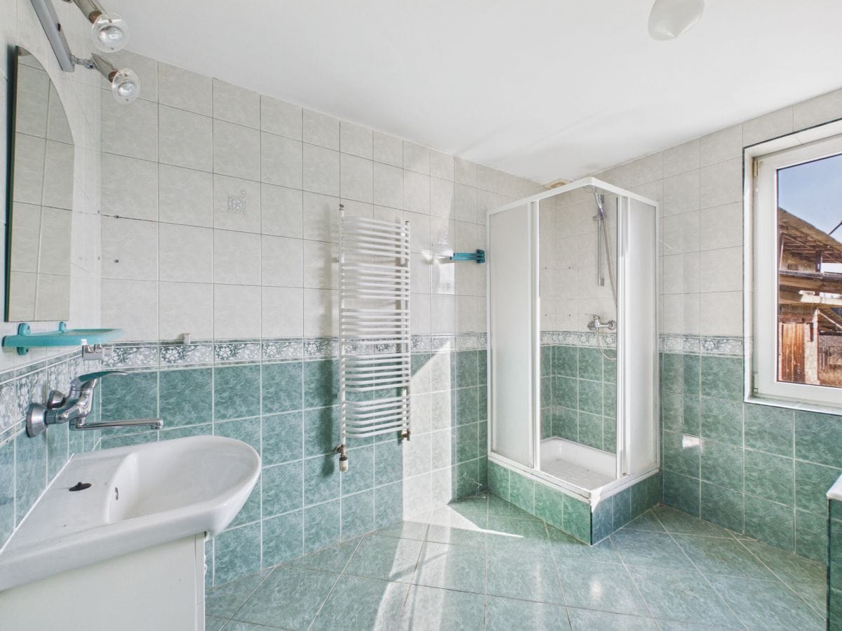 Dom 4 pokojowe na Sprzedaż