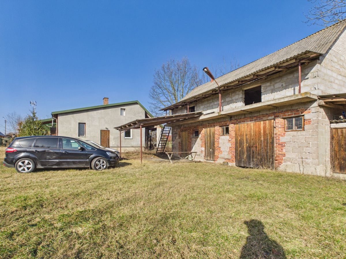 Dom 4 pokojowe na Sprzedaż