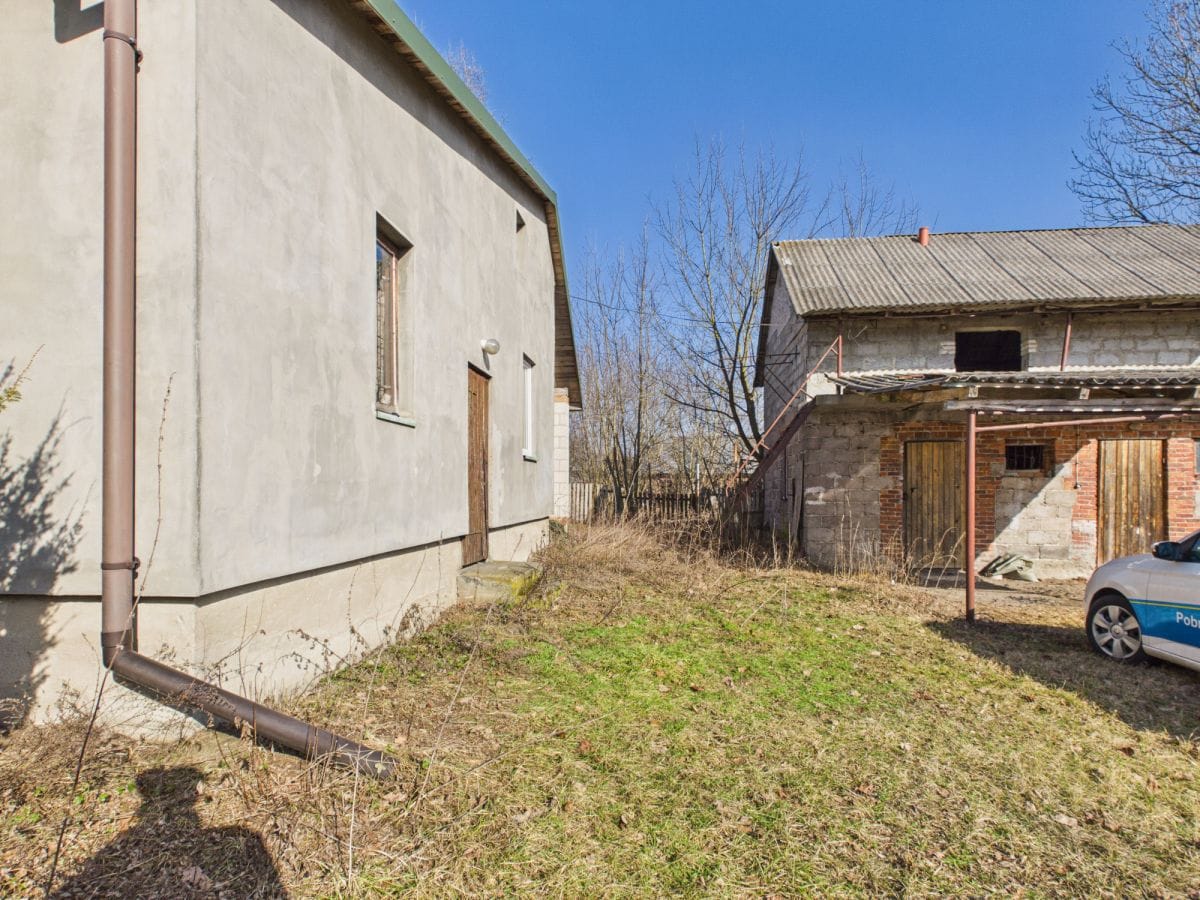 Dom 4 pokojowe na Sprzedaż