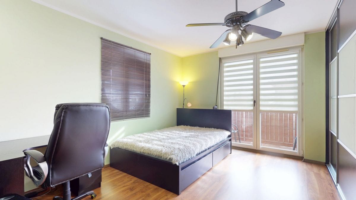 Mieszkanie 4 pokojowe na Sprzedaż