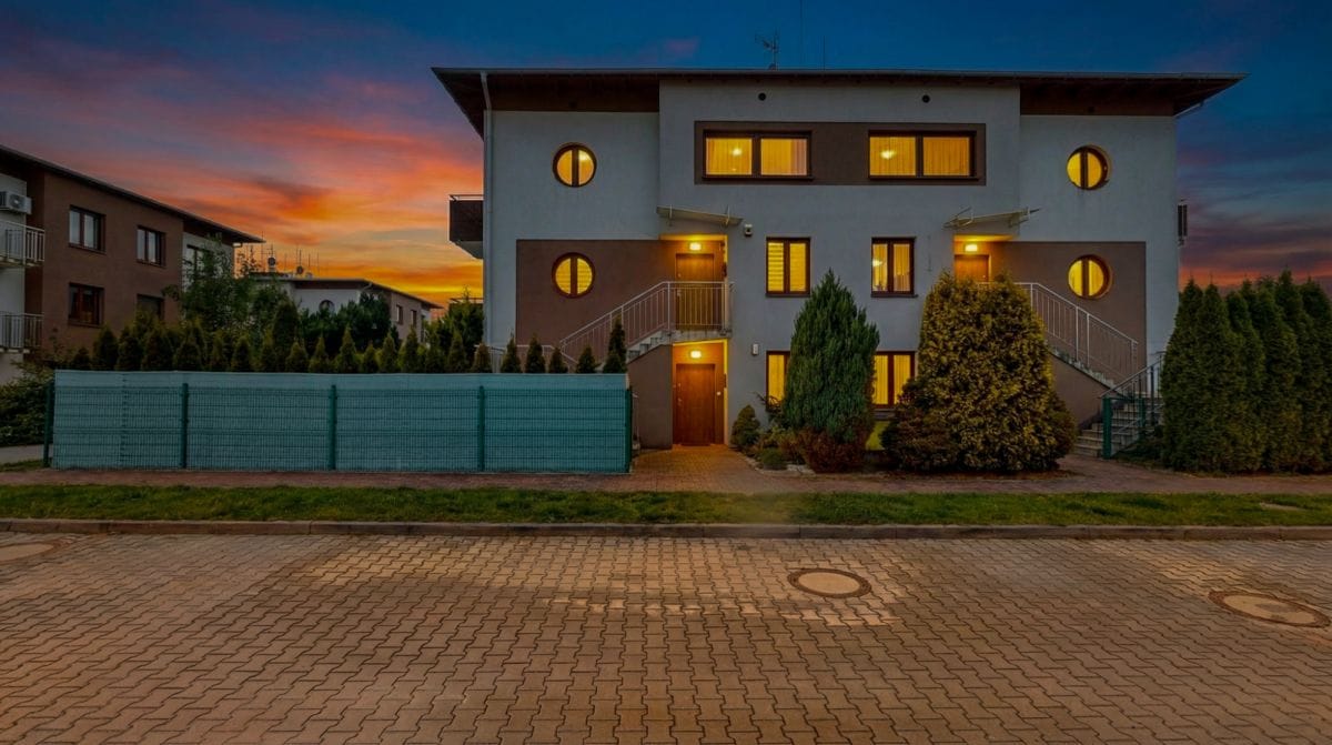 Mieszkanie 4 pokojowe na Sprzedaż