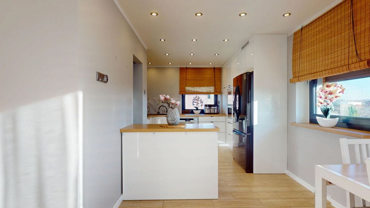 Dom 5 pokojowe na Sprzedaż