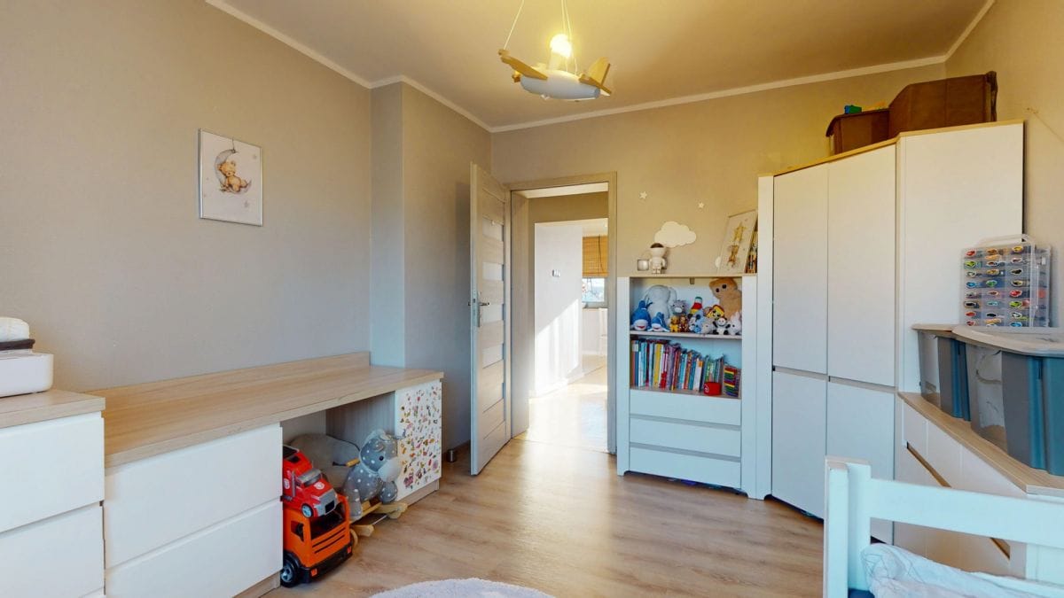 Dom 5 pokojowe na Sprzedaż