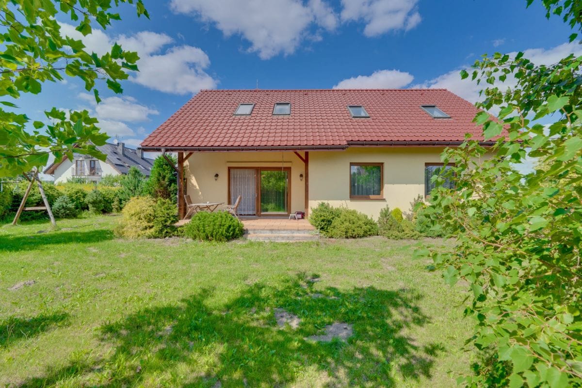 Dom 6 pokojowe na Sprzedaż