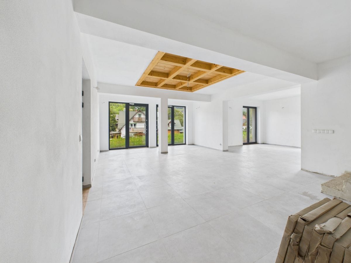 Lokal użytkowy  pokojowe na Sprzedaż