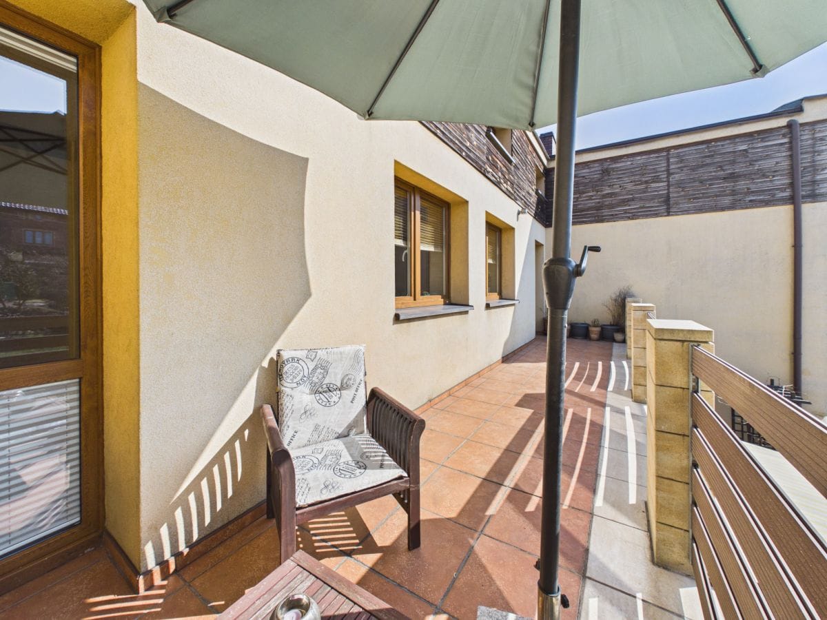 Dom 8 pokojowe na Sprzedaż