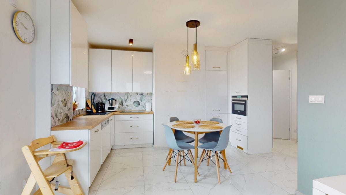 Mieszkanie 4 pokojowe na Wynajem