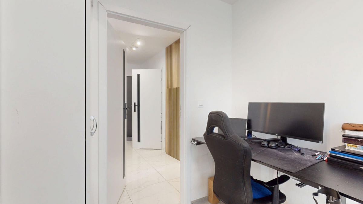 Mieszkanie 4 pokojowe na Wynajem