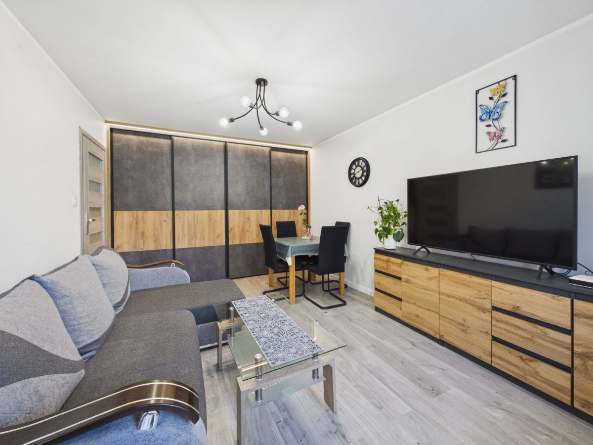 Mieszkanie 3 pokojowe na Sprzedaż