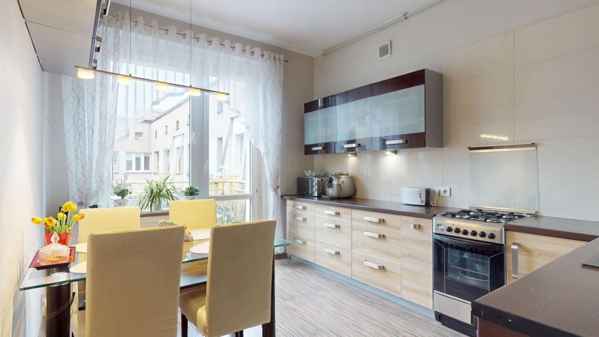 Mieszkanie 4 pokojowe na Sprzedaż