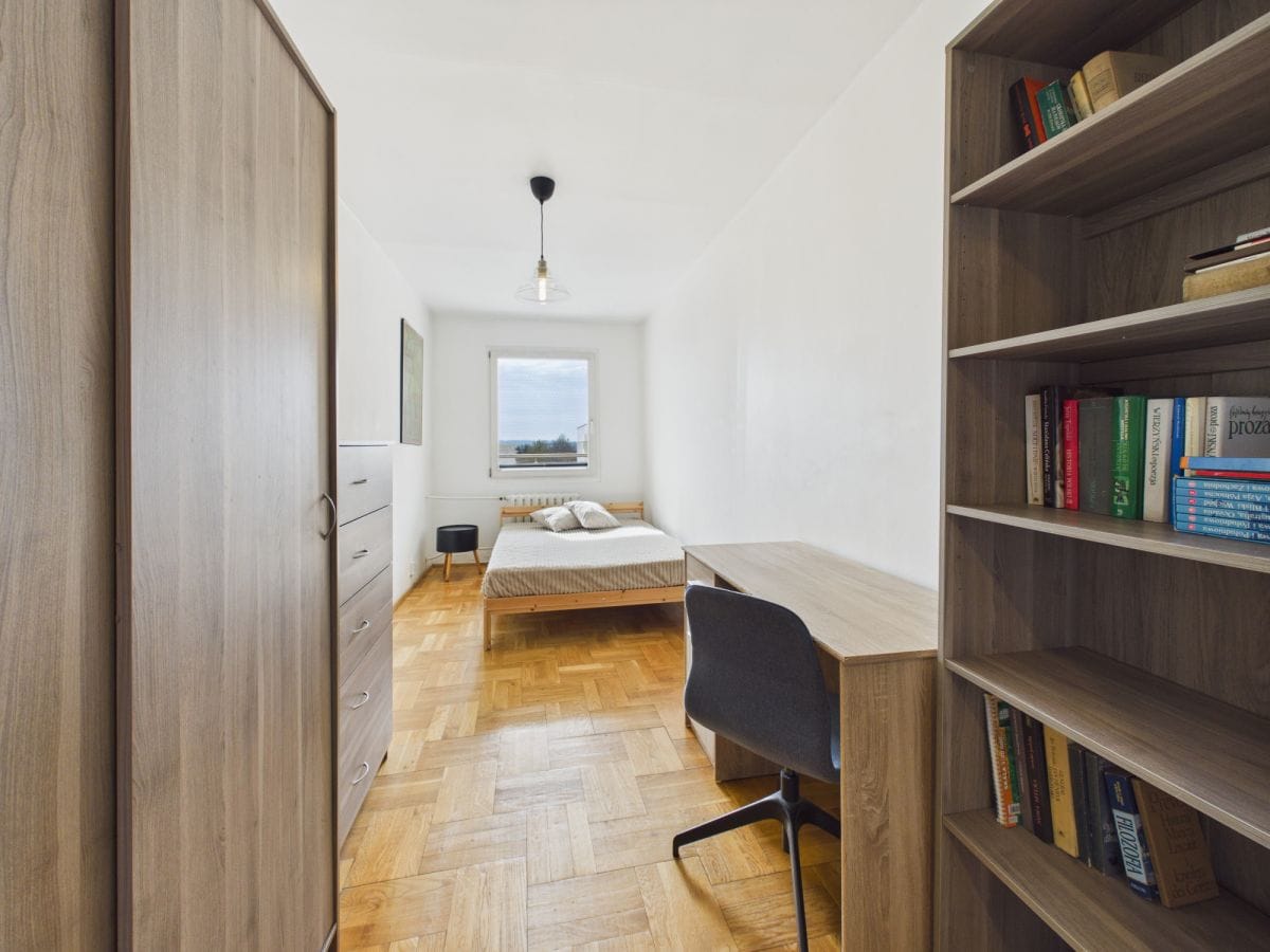 Mieszkanie 4 pokojowe na Sprzedaż