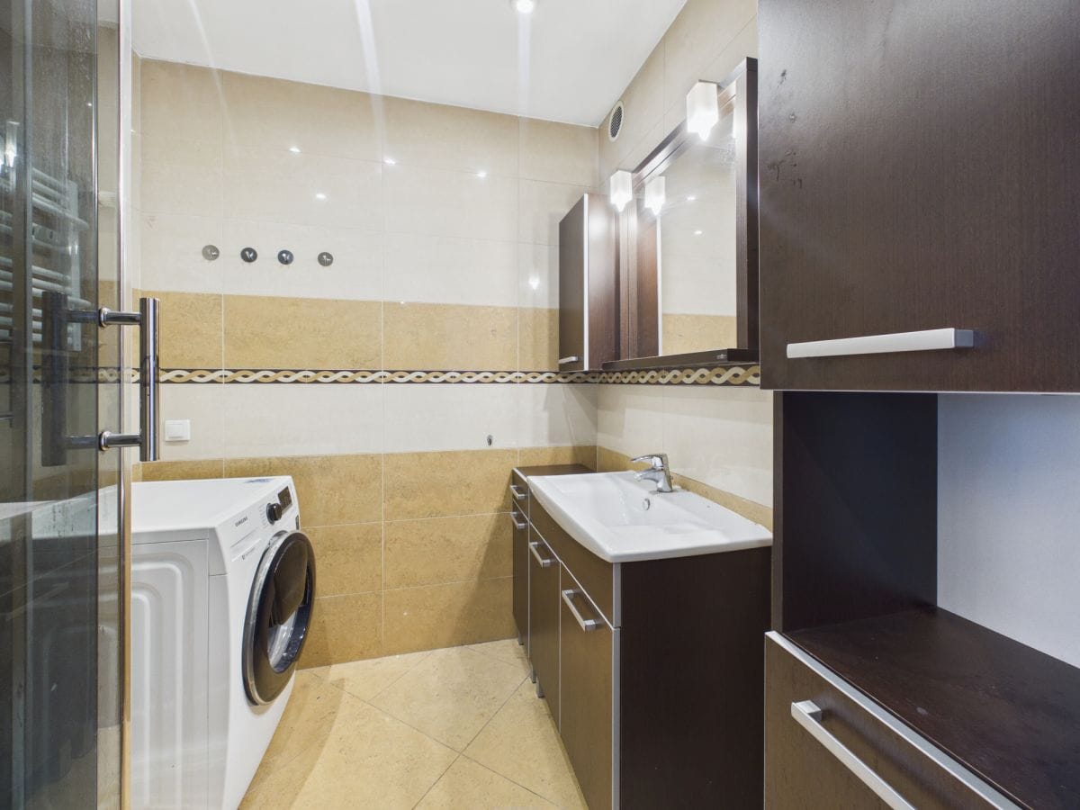 Mieszkanie 4 pokojowe na Sprzedaż