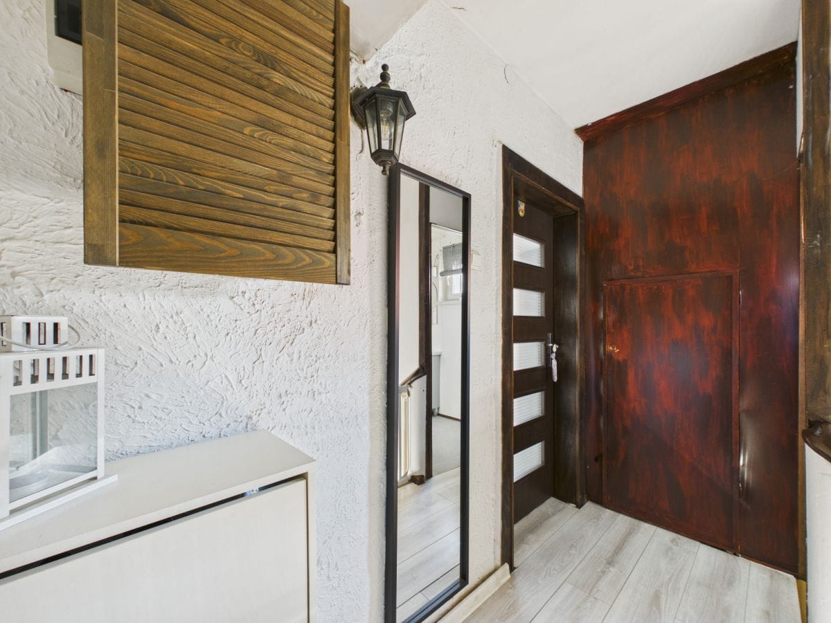 Dom 5 pokojowe na Sprzedaż