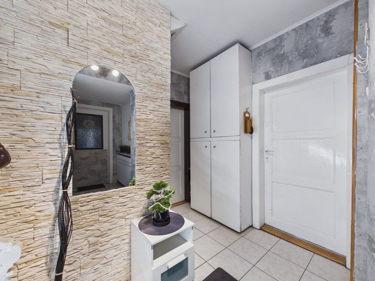 Dom 5 pokojowe na Sprzedaż