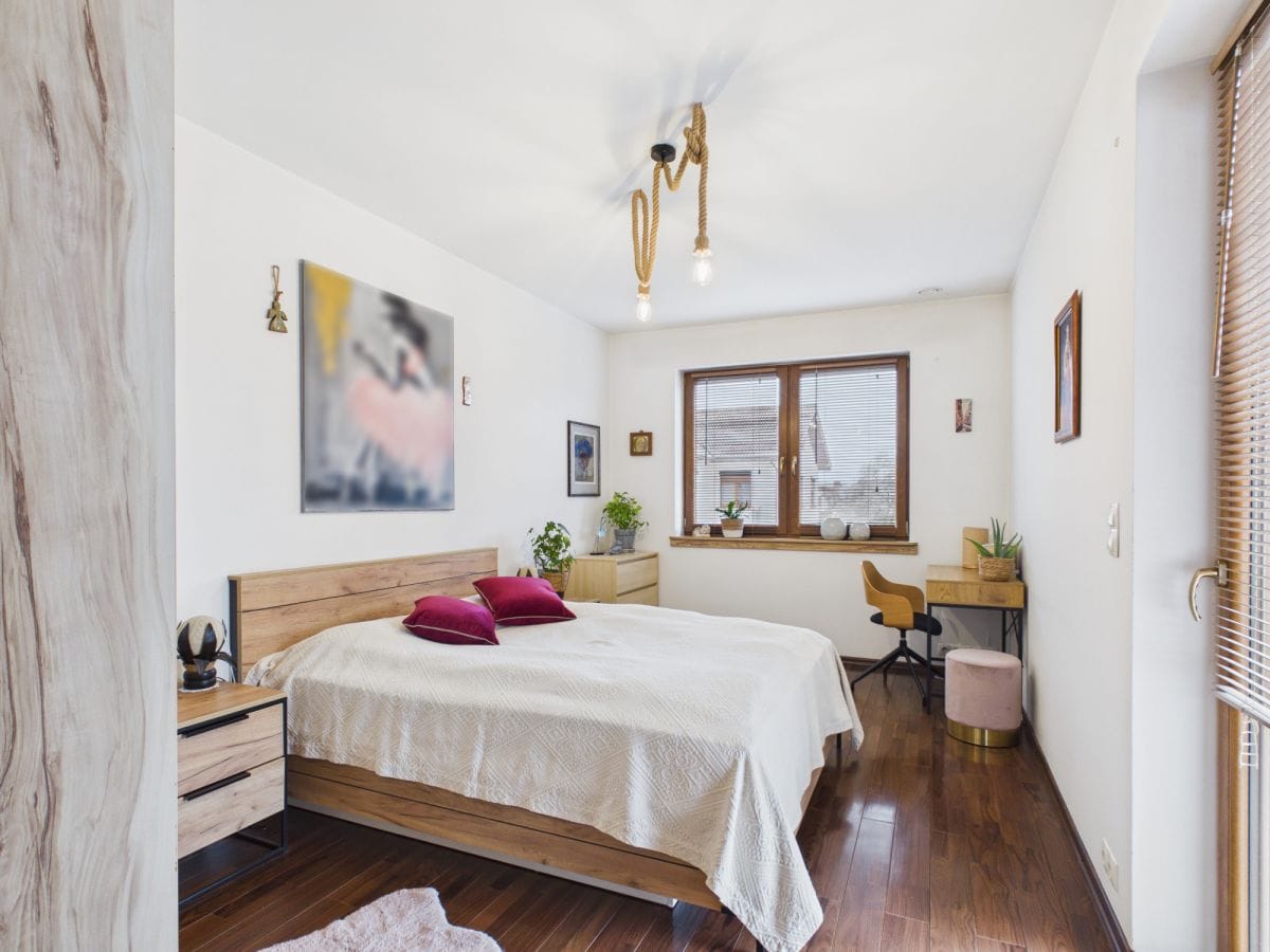 Dom 4 pokojowe na Sprzedaż