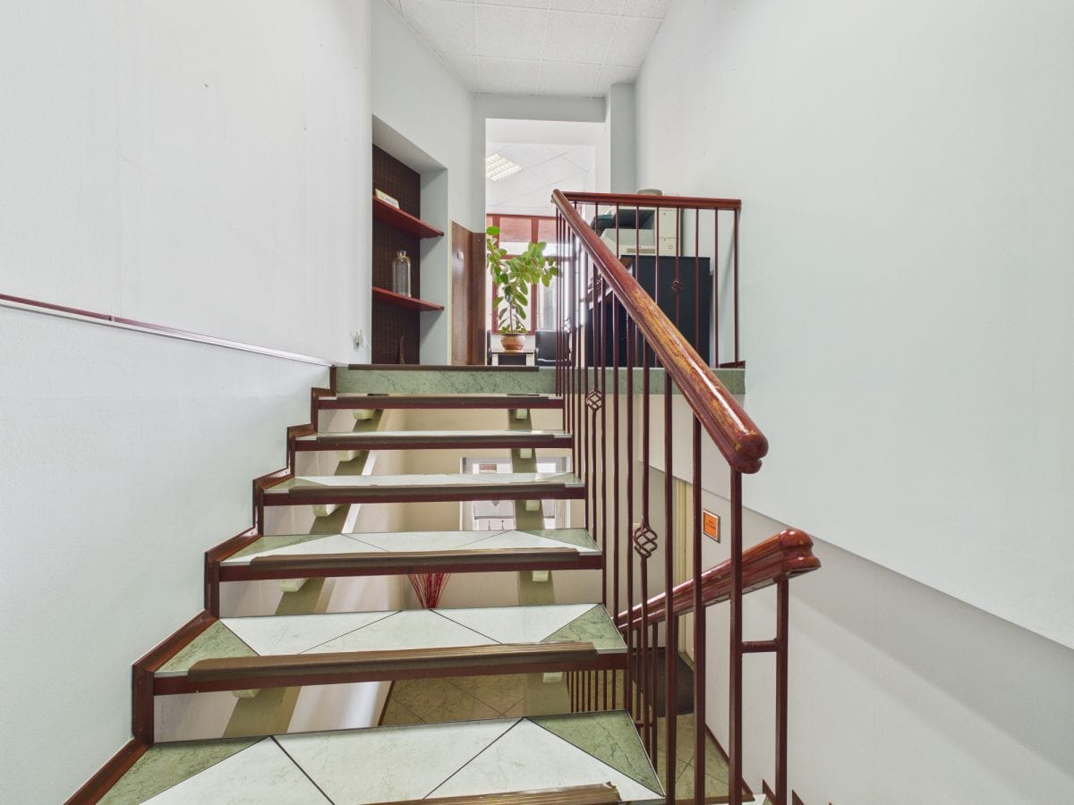 Lokal użytkowy  pokojowe na Sprzedaż