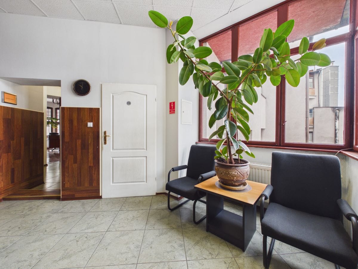 Lokal użytkowy  pokojowe na Sprzedaż