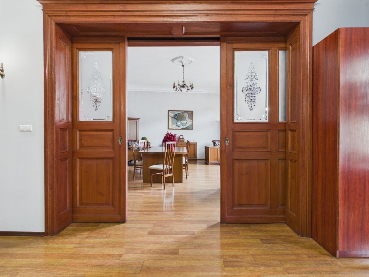 Lokal użytkowy  pokojowe na Sprzedaż