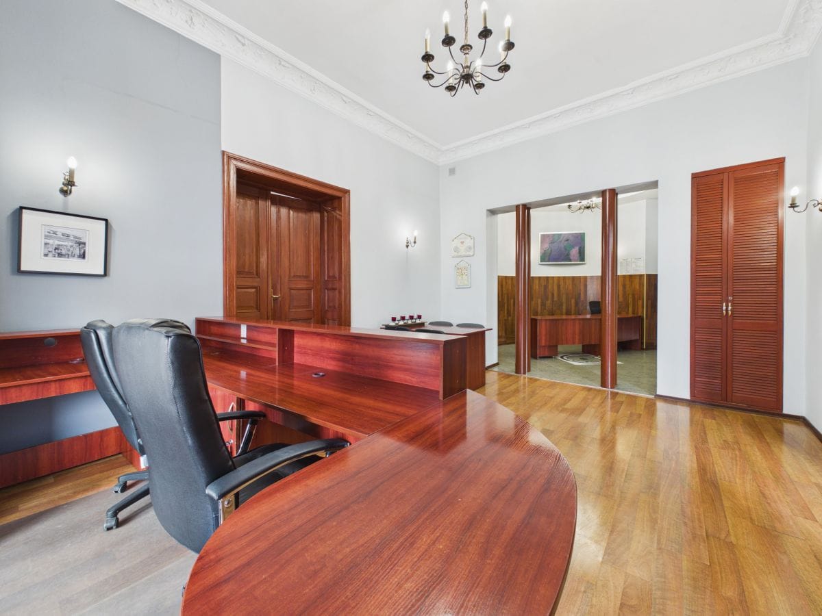 Lokal użytkowy  pokojowe na Sprzedaż