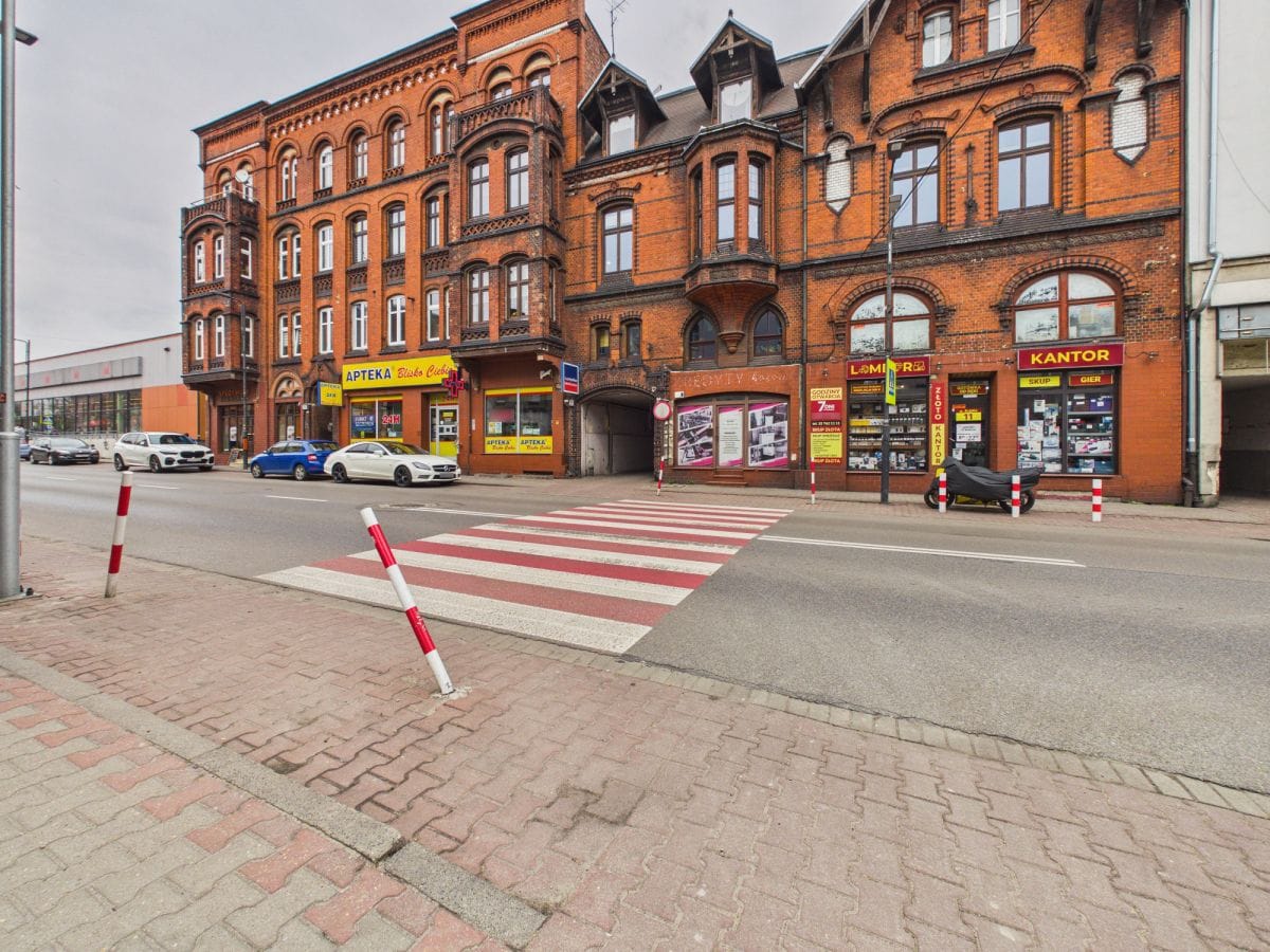 Lokal użytkowy  pokojowe na Sprzedaż