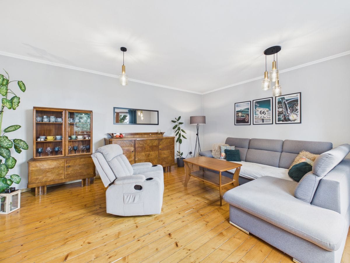 Dom 7 pokojowe na Sprzedaż