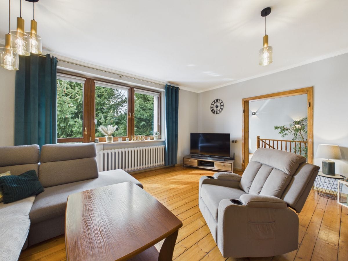 Dom 7 pokojowe na Sprzedaż