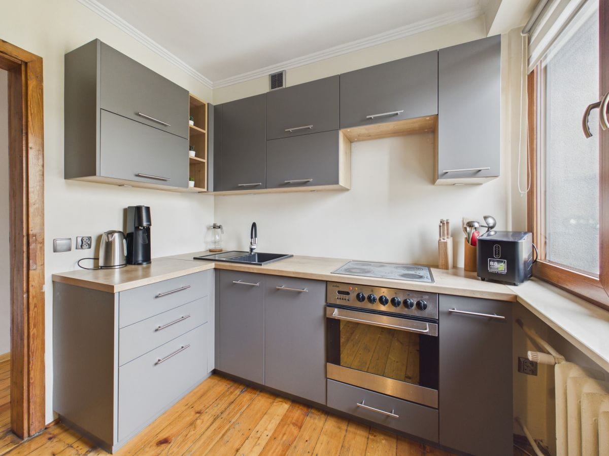 Dom 7 pokojowe na Sprzedaż