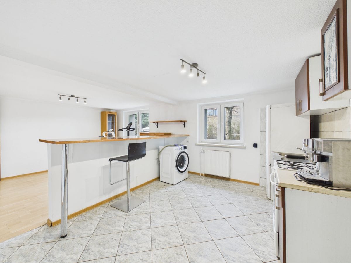 Dom 7 pokojowe na Sprzedaż