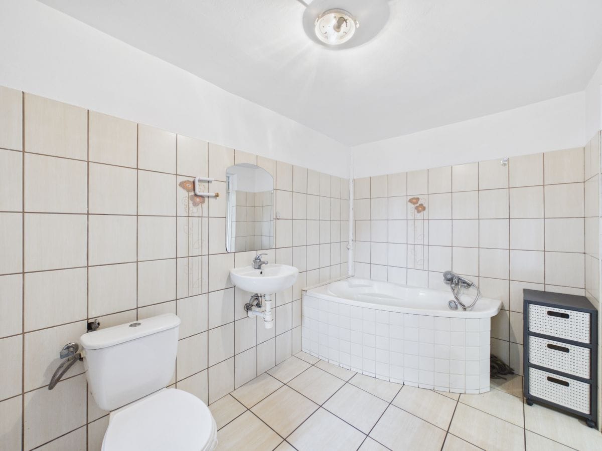 Dom 7 pokojowe na Sprzedaż