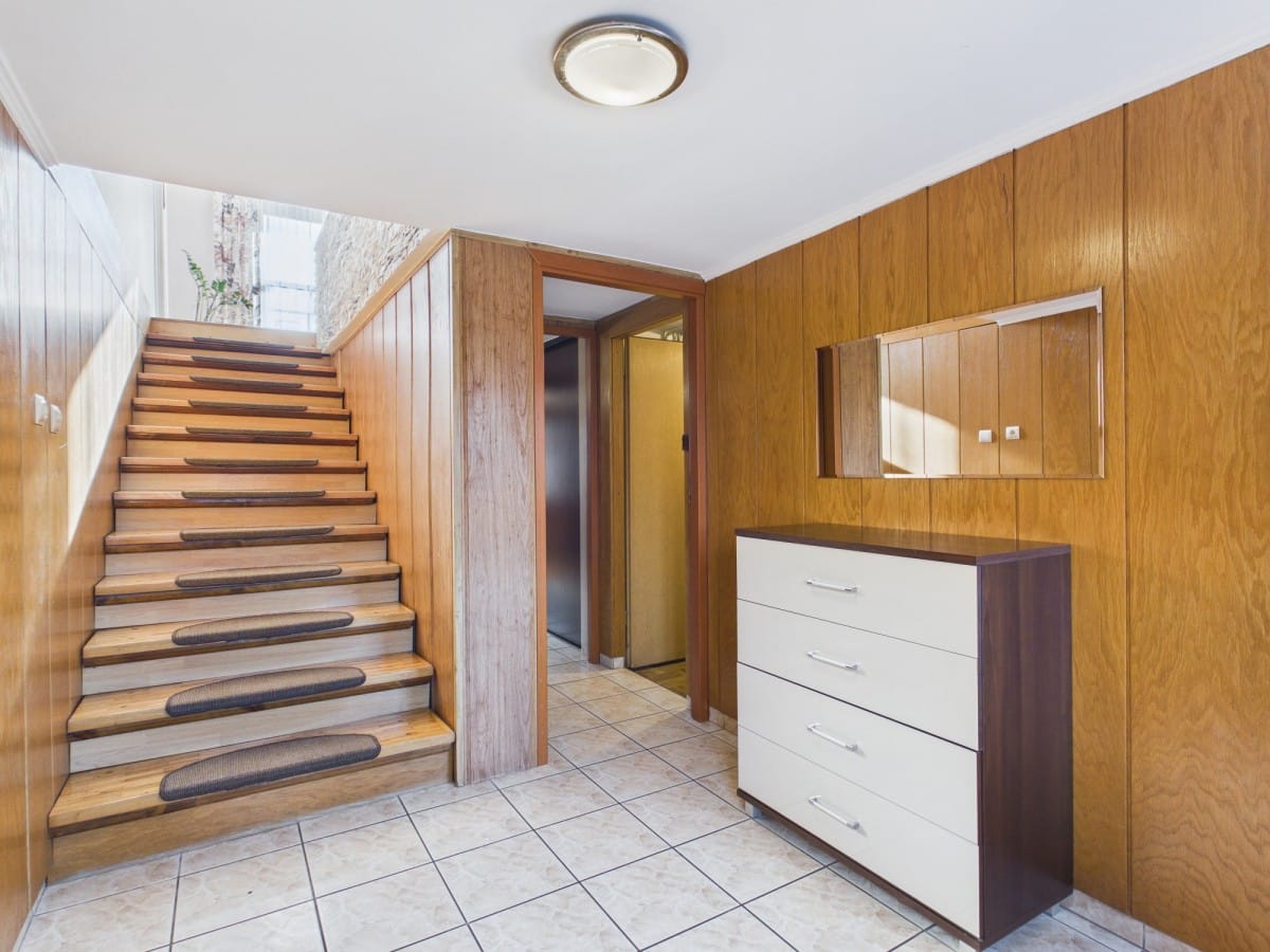 Dom 5 pokojowe na Sprzedaż