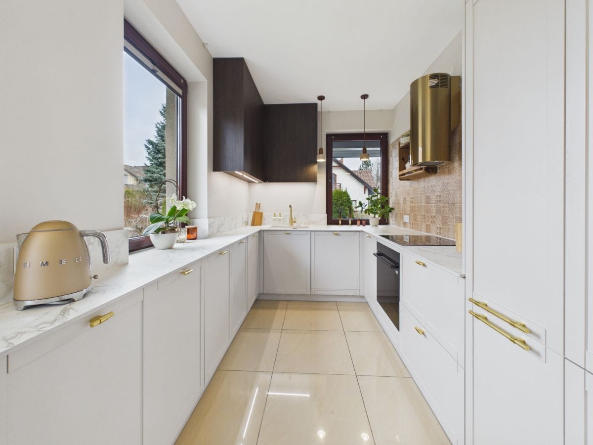 Dom 4 pokojowe na Sprzedaż