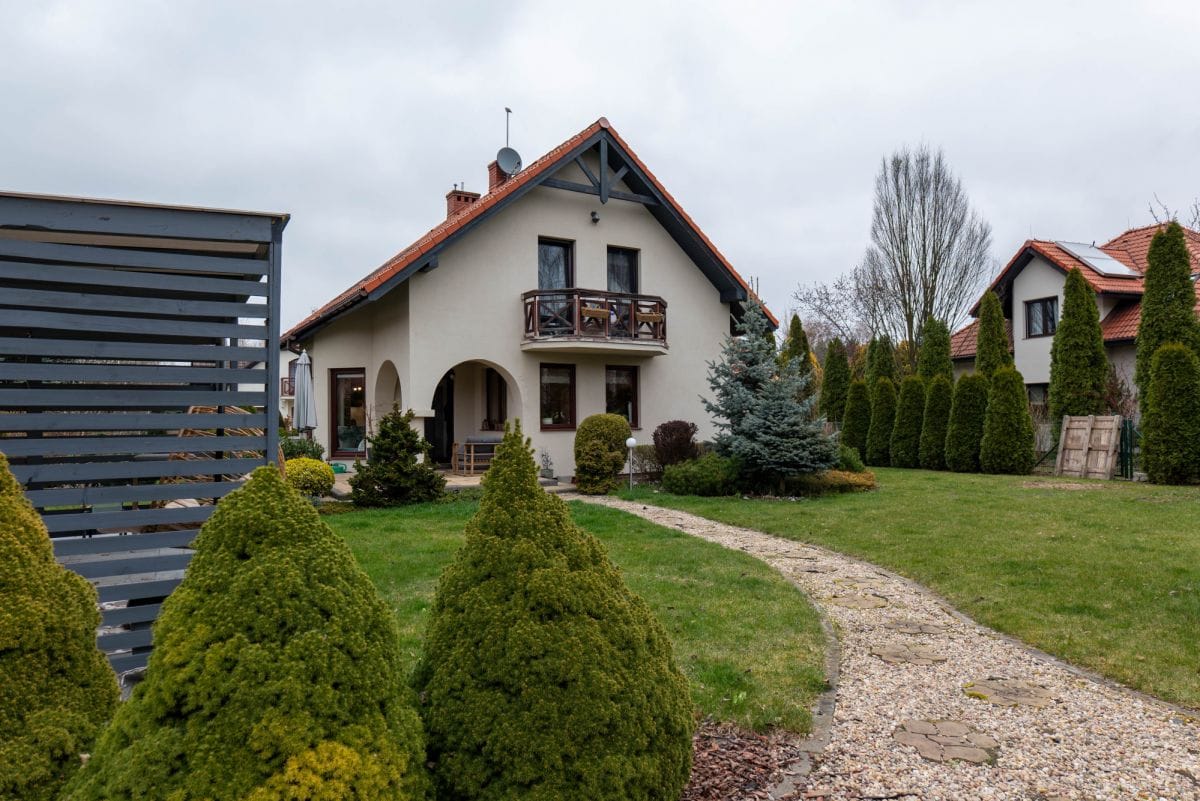 Dom 4 pokojowe na Sprzedaż