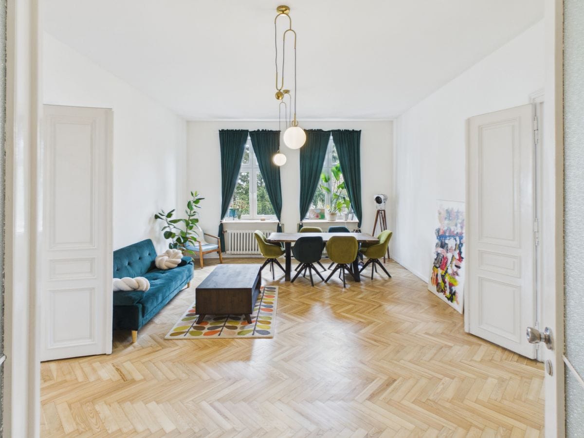 Mieszkanie 5 pokojowe na Sprzedaż