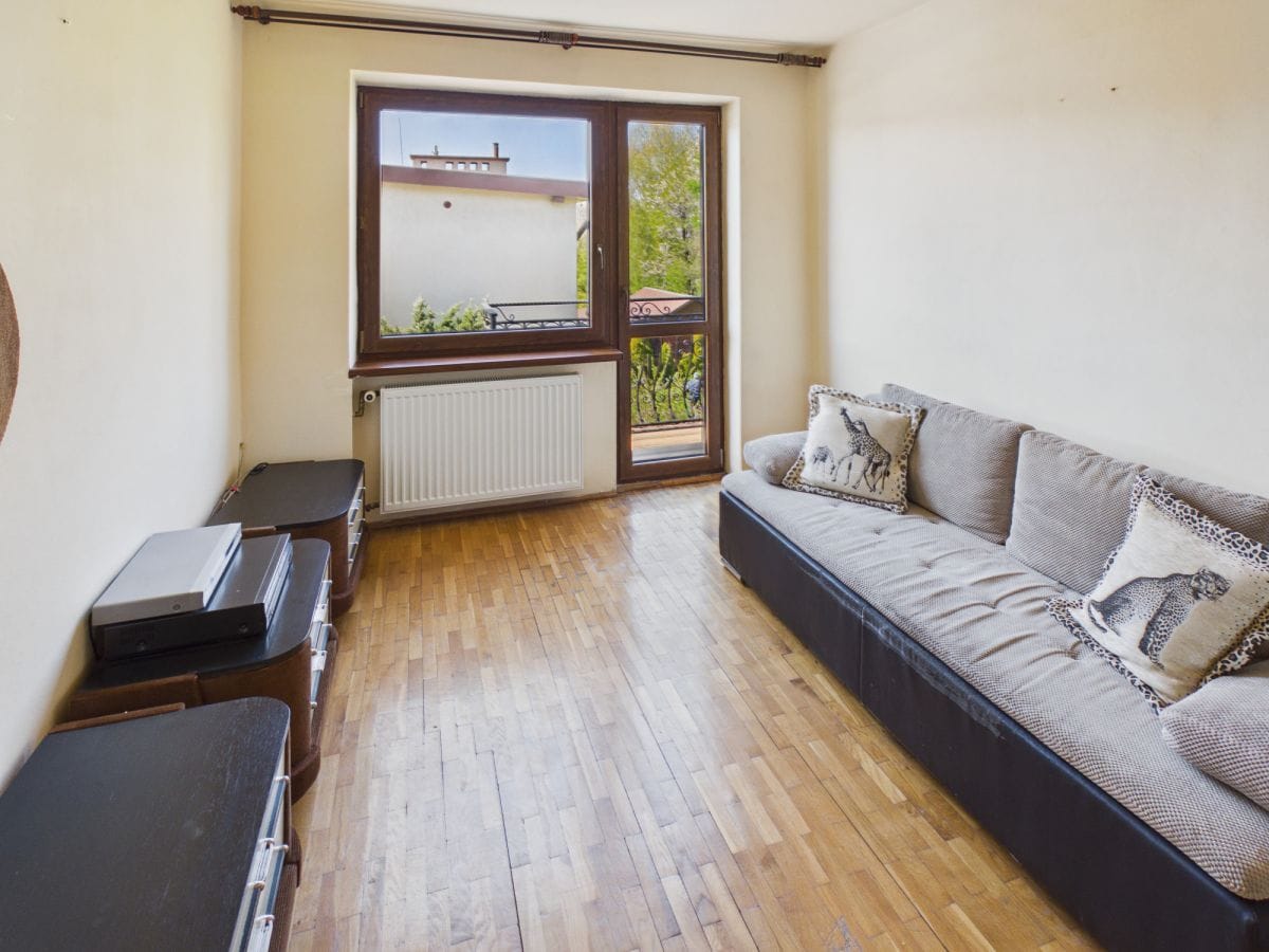 Dom 7 pokojowe na Sprzedaż