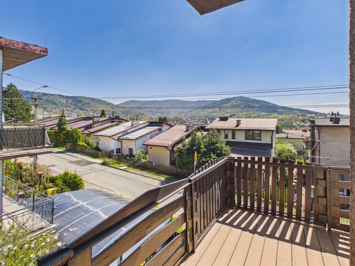 Dom 7 pokojowe na Sprzedaż