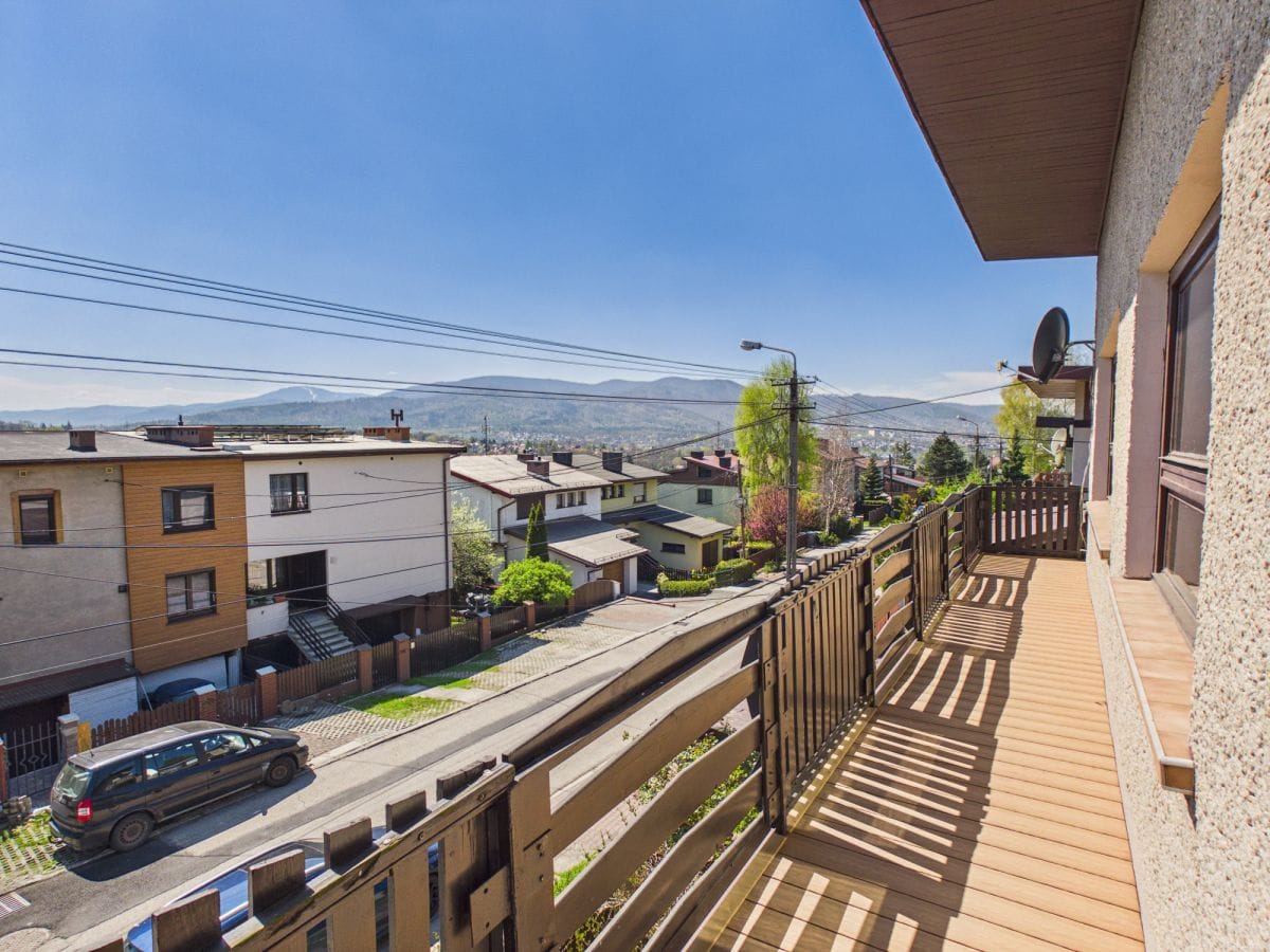 Dom 7 pokojowe na Sprzedaż