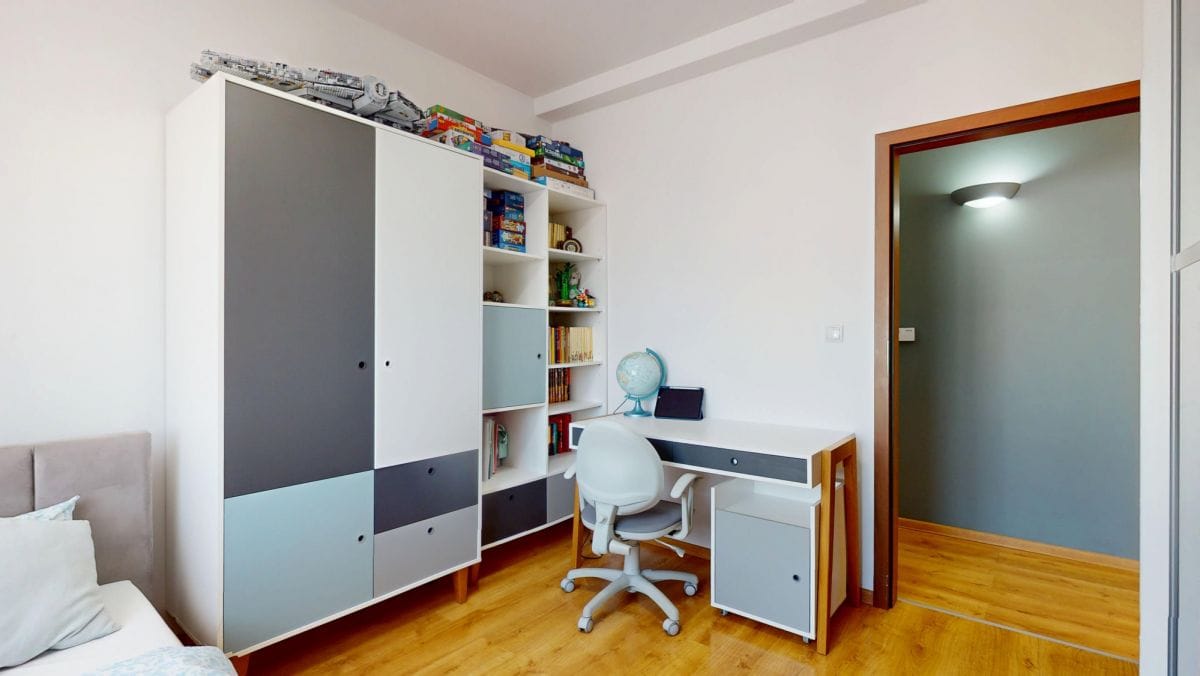 Mieszkanie 4 pokojowe na Sprzedaż