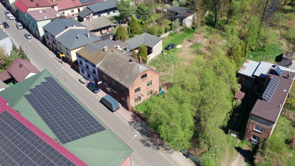 Dom 8 pokojowe na Sprzedaż