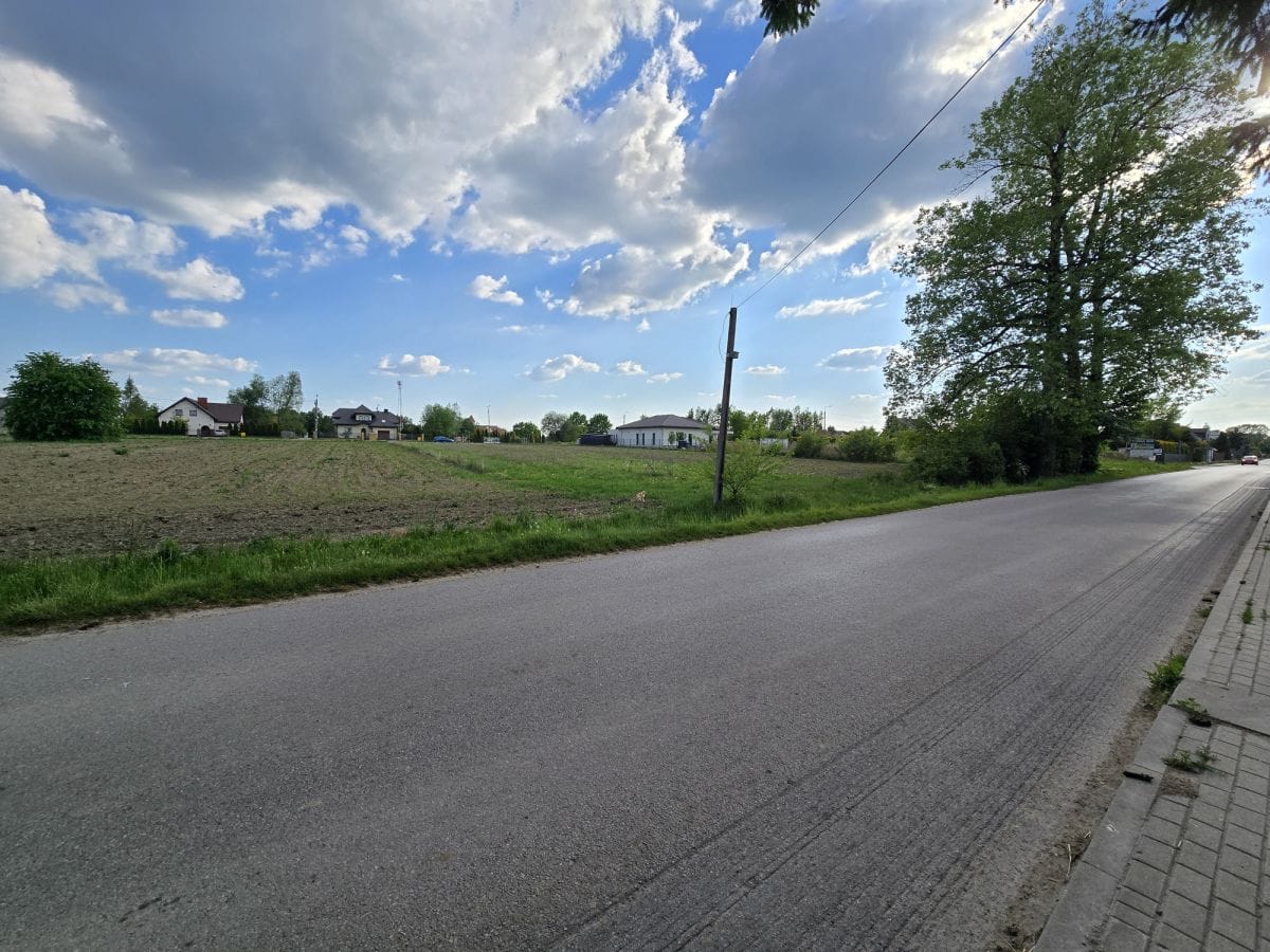 Działka  pokojowe na Sprzedaż