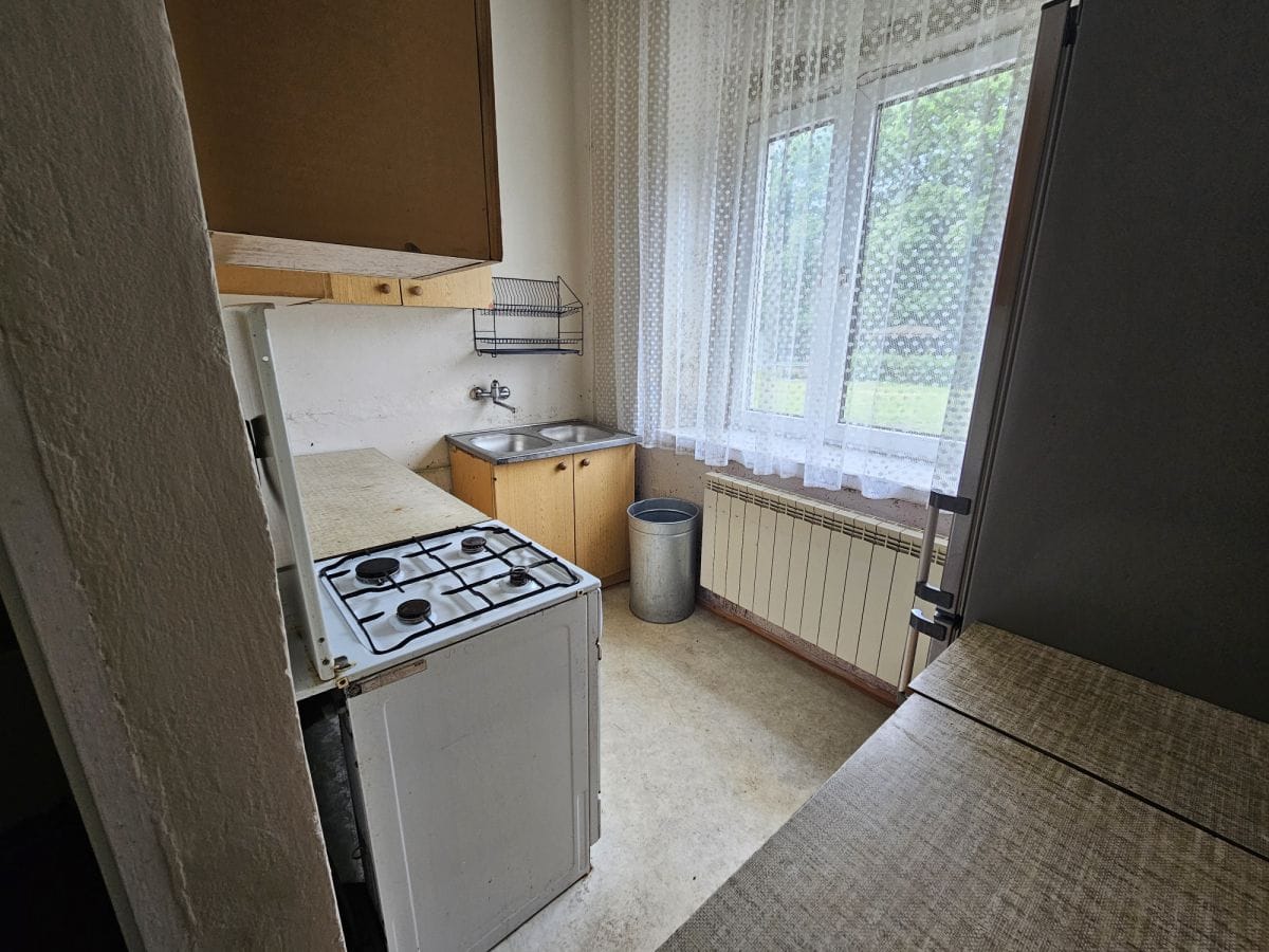 Dom 10 pokojowe na Sprzedaż