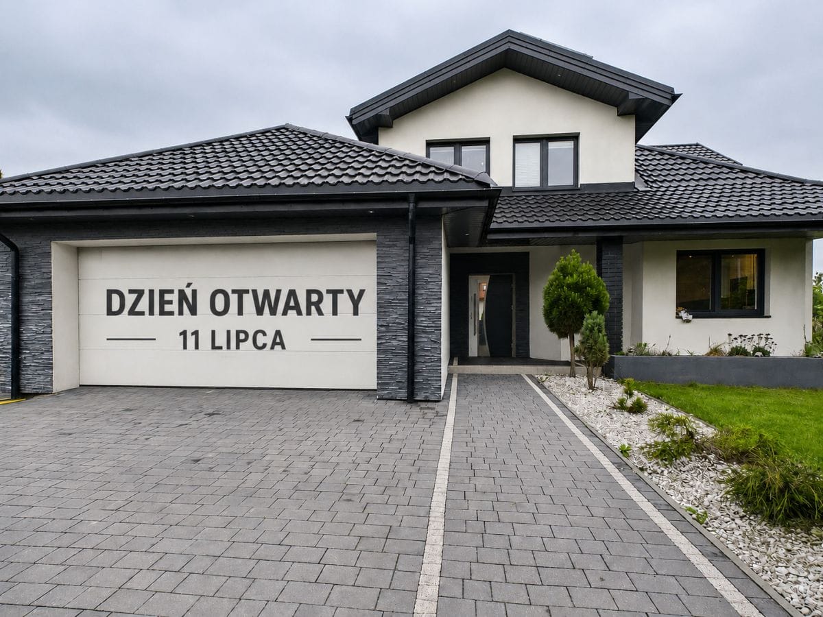 Dom 9 pokojowe na Sprzedaż