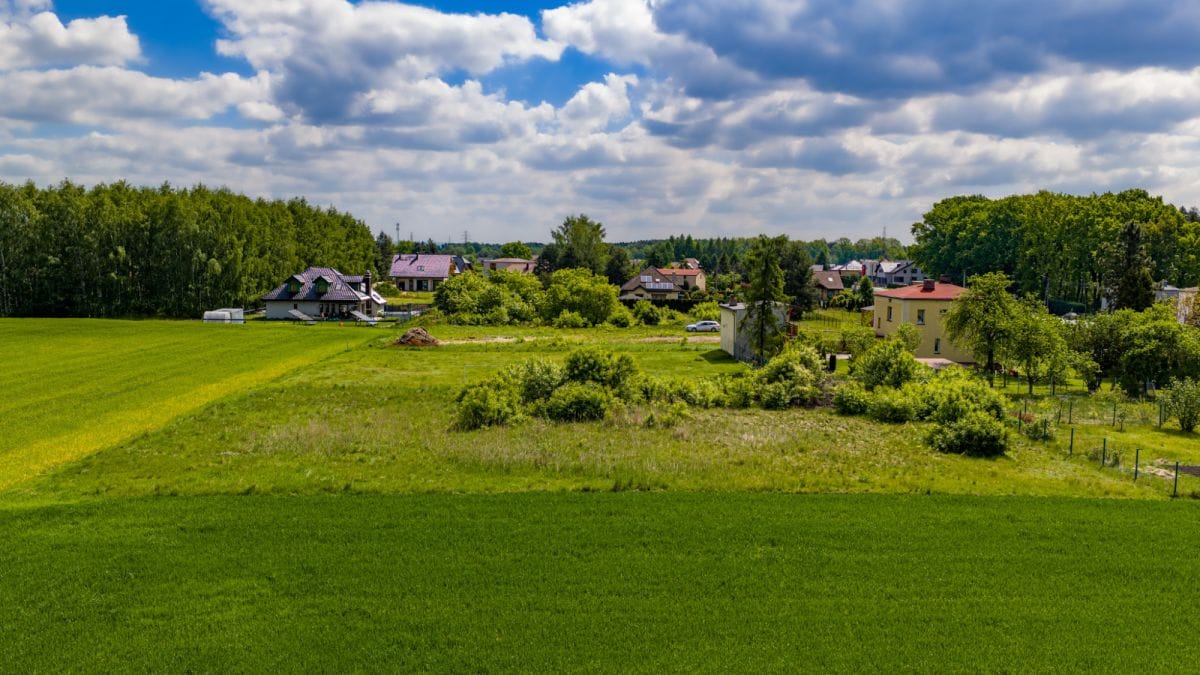 Działka  pokojowe na Sprzedaż